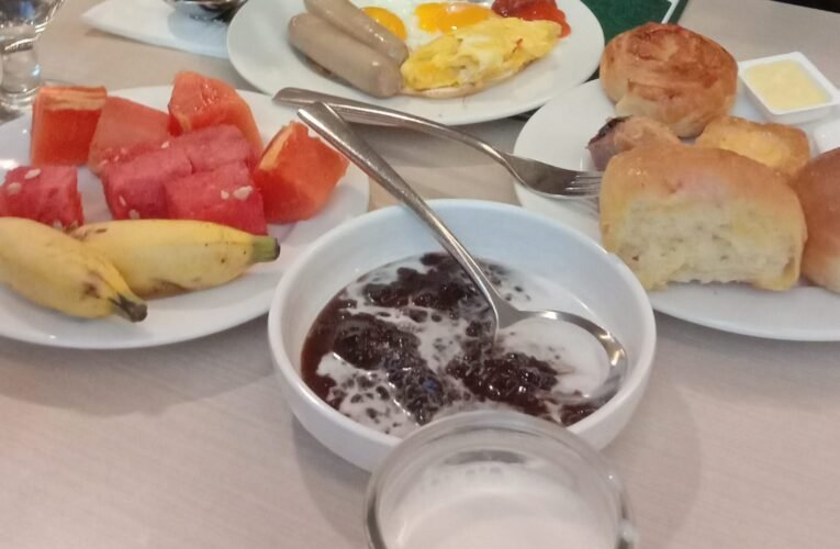 Kenyang Tak Harus Nasi: Nikmatnya Makanan Sehat dan Segar