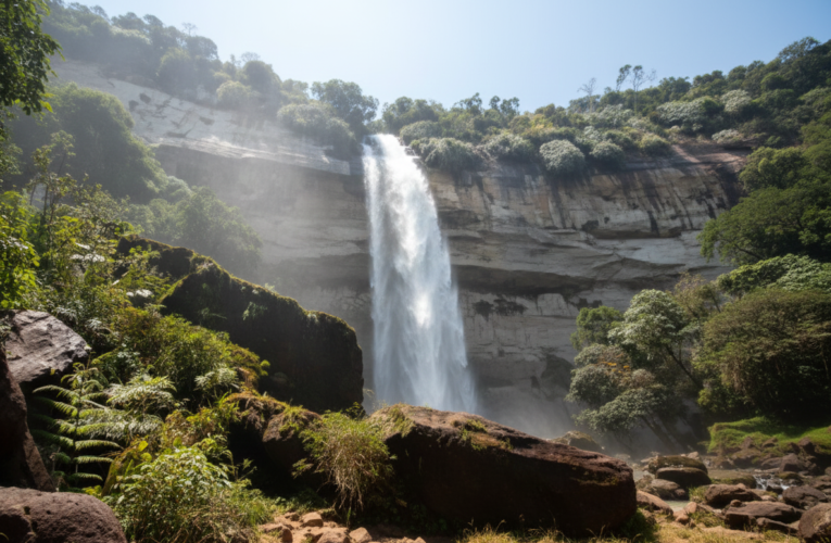 Air Terjun Batang Kapas: Megahnya Surga Tersembunyi di Rimba Riau
