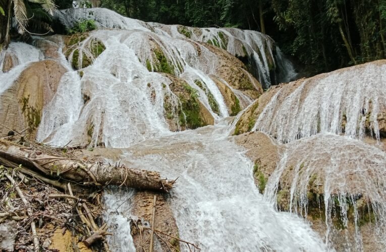 Air Terjun Saluopa – Poso